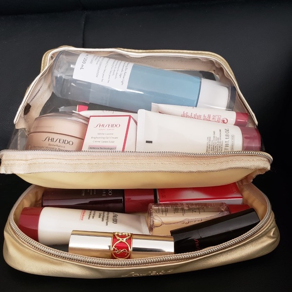 Shiseido Two Pocket Gold Cosmetic Bag - New without tag - Picture 3 of 3